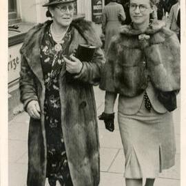 Mrs Alec Clark and Elsie Josland; no date