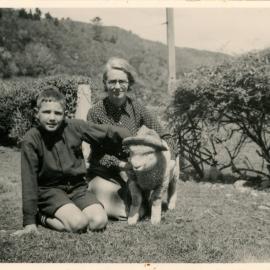 Wallaceville Animal Research Centre; Peter and Elsie Josland; late 1930s