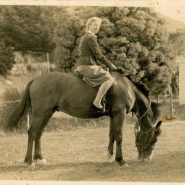 Wallaceville Animal Research Centre; Elsie Josland; 1939-1945