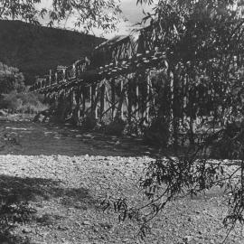 Silverstream railway bridge 2 (1903–1957); downstream side