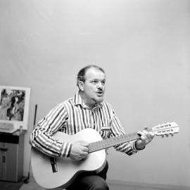 Bernie Brown, folk-singer.