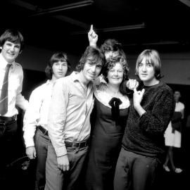 Fourmyula Lower Hutt; unknown, Ali Richardson,  Martin Hope, Wayne Mason, unknown, Carl Evensen.  [P1-3979-6369]