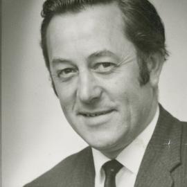 Colin Gibbs [P1-70-877]