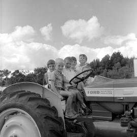 Silver Plough ploughing match 1966, Mangaroa valley; children from Mangaroa School.