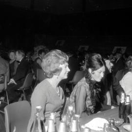 RSA ball 1972; table groups. [P1-6885-9275]