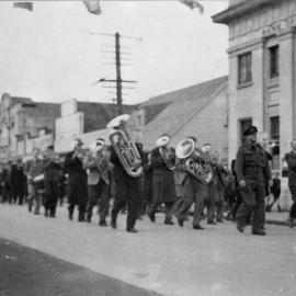 Upper Hutt Municipal Band, 1945; Main Street, V J Day.