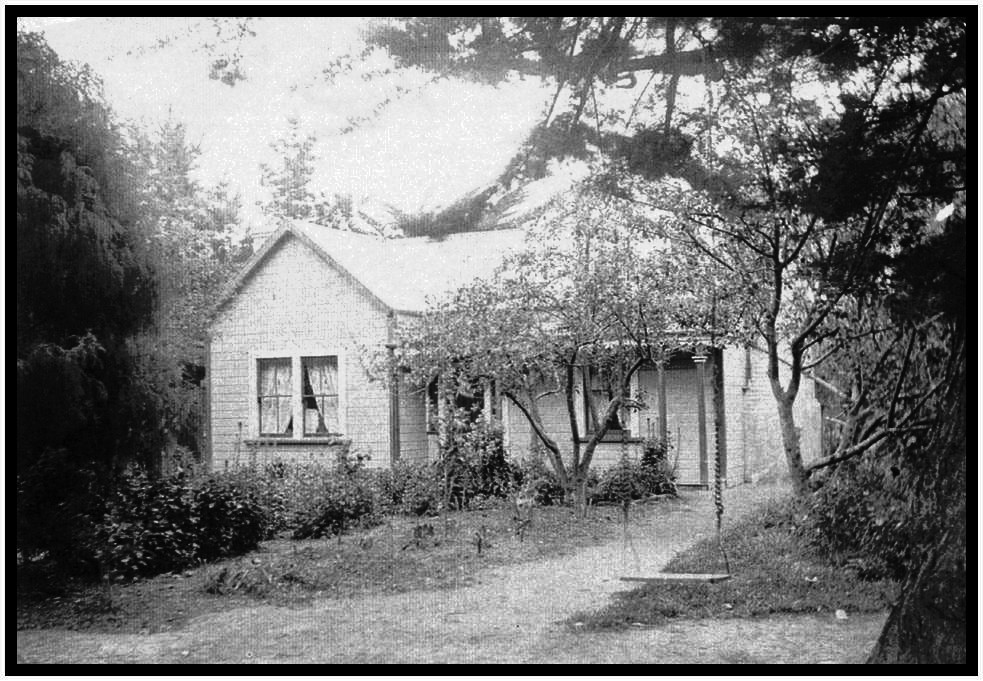 Golder Cottage Museum, 707 Fergusson Drive