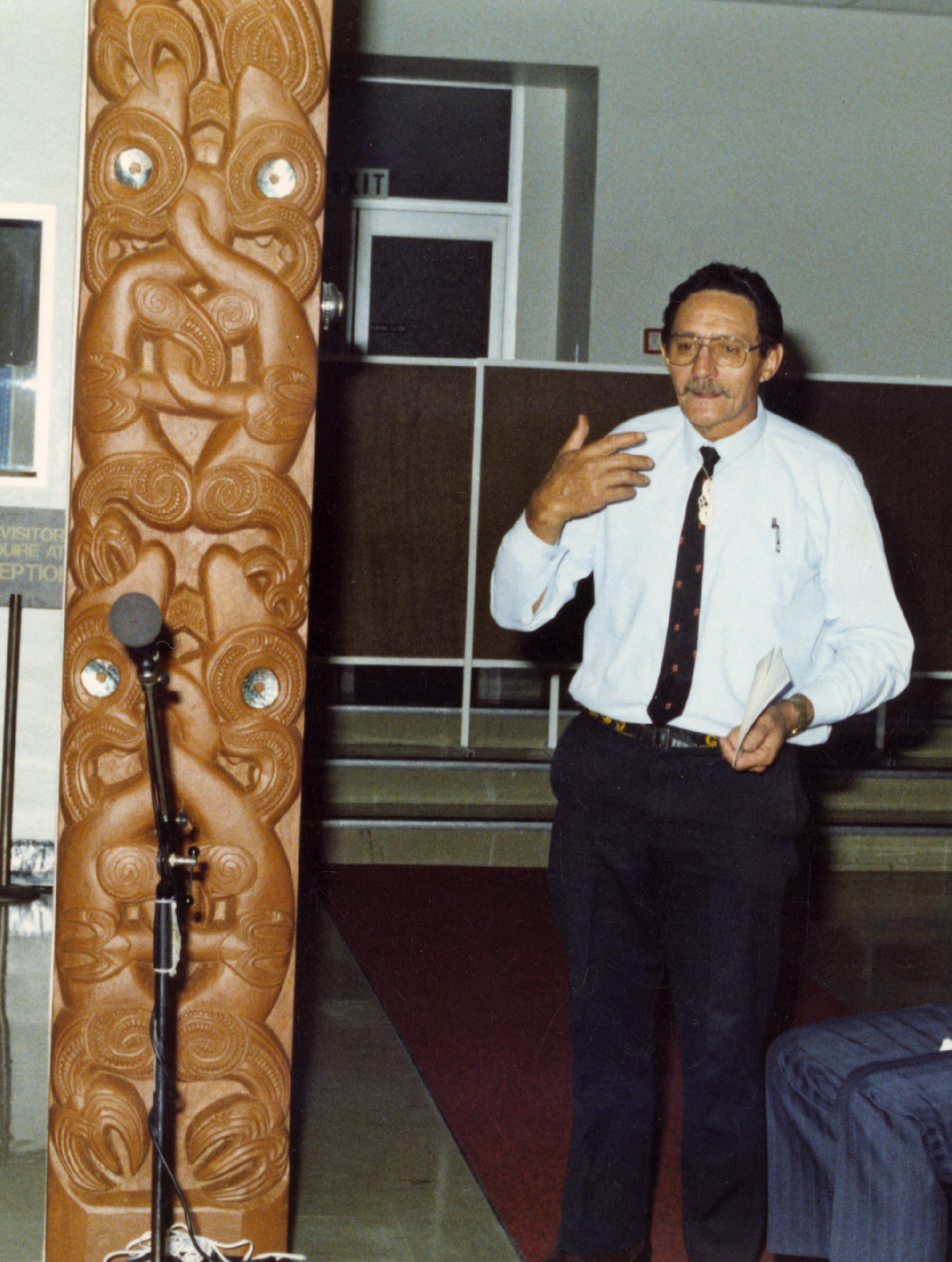 Heemi Kara at poupou unveiling, February 1989, General Motors.